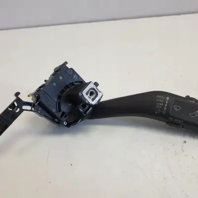 Skoda Superb II MANETKA WYCIERACZEK przełącznik