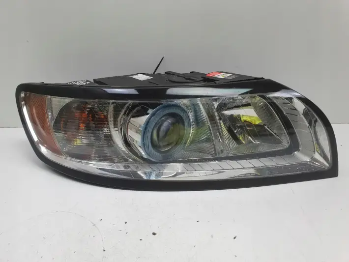 Volvo S40 II V50 LIFT XENON PRZEDNIA LAMPA PRAWA prawy przód 31265699
