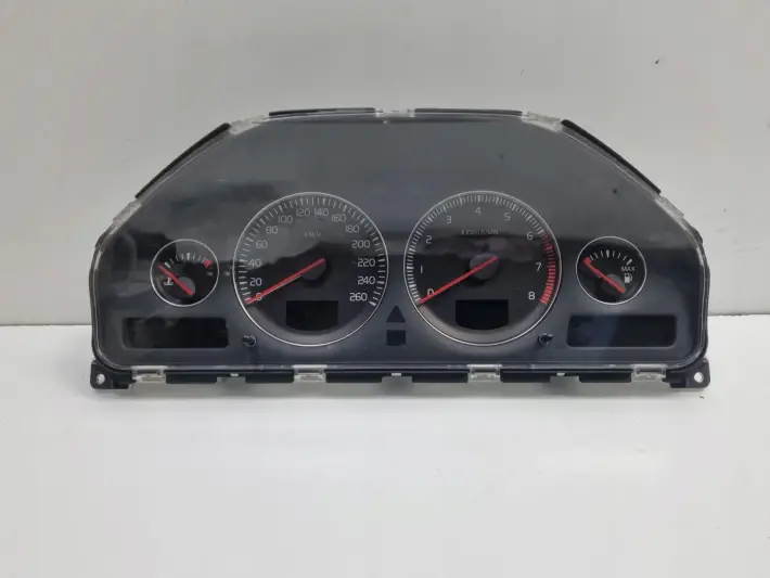 Volvo S60 I V70 II 2.5 T LICZNIK ZEGARY 30682272 Europa benzyna