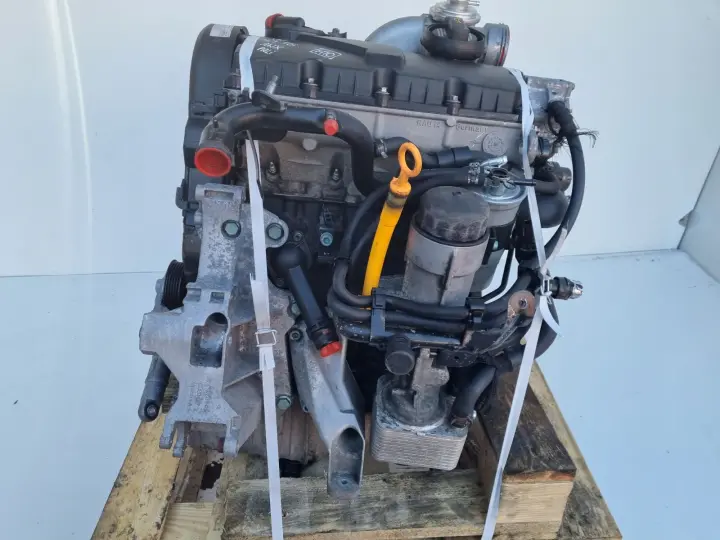 SILNIK KOMPLET Audi A6 C5 1.9 TDI 130KM pali AWX