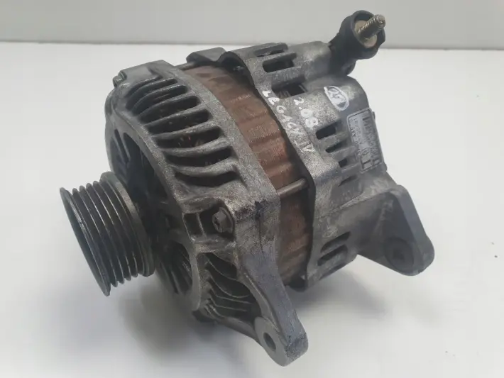 Subaru Legacy IV 2.0 B ALTERNATOR 23700-AA520 23700 AA520