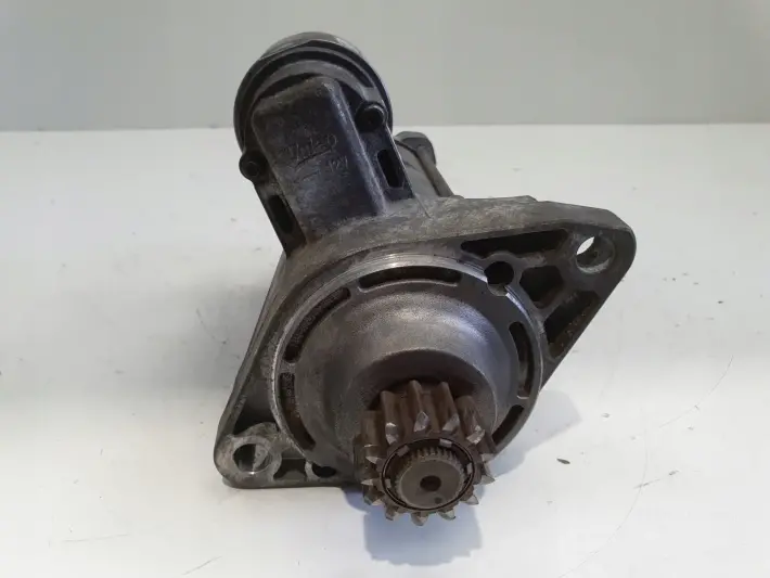 VW Passat B7 2.0 TDI ROZRUSZNIK valeo 02E911023Q