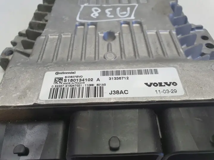 Volvo S60 II 1.6 D2 STEROWNIK SILNIKA komputer 31355669