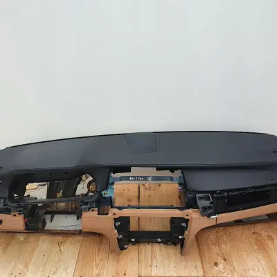 BMW F01 DESKA ROZDZIELCZA KONSOLA SKÓRA SKÓRZANA