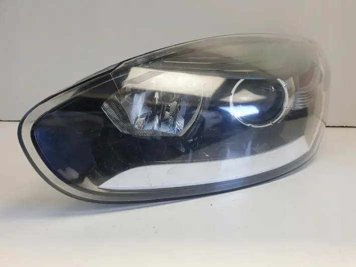 Renault Megane III LIFT PRZEDNIA LAMPA LEWA przód