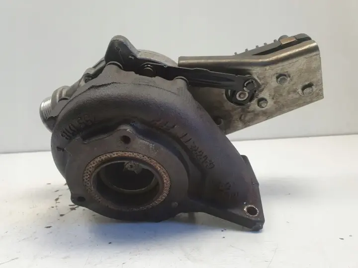 Volvo XC90 2.4 D5 TURBOSPRĘŻARKA turbo 30757080