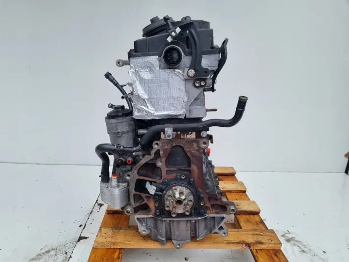 SILNIK VW Passat B6 2.0 TDI 140KM 160tyś pali BKP