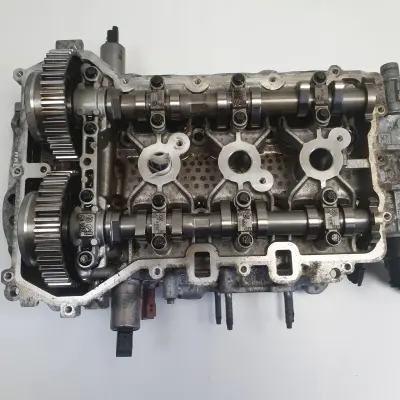 Peugeot 2008 1.2 VTi GŁOWICA CYLINDRÓW 9814763180
