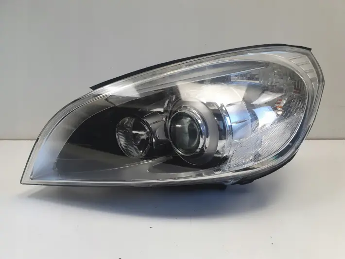 Volvo V60 S60 II PRZEDNIA LAMPA LEWA lewy przód XENON 31299990