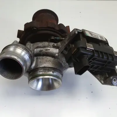 BMW E87 E90 E91 2.0 D N47 TURBOSPRĘŻARKA turbo 7800594