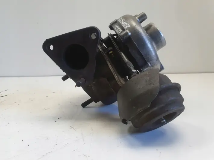 Audi A4 B5 VW Passat B5 1.9 TDI TURBOSPRĘŻARKA turbo 028145702H
