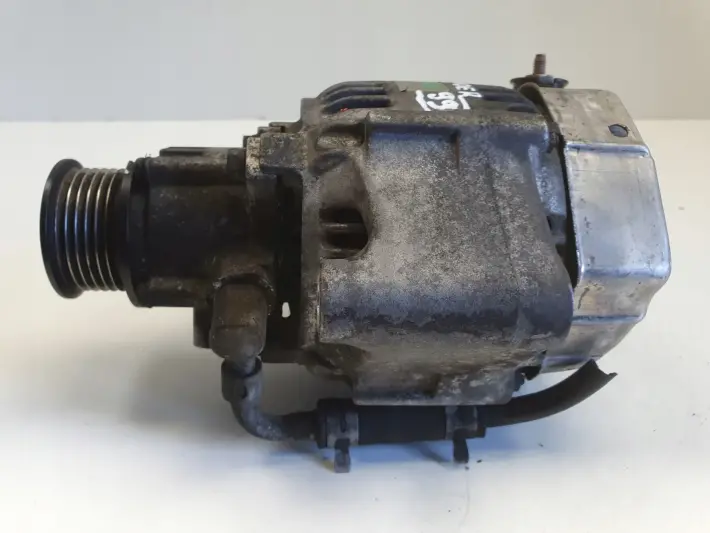 Land Rover Freelander I 2.0 TD ALTERNATOR 100213-2630 YLE102080
