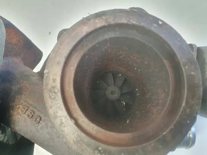 Volvo S60 II 2.0 D3 TURBOSPRĘŻARKA turbo 31331331