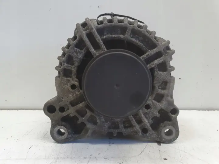 Audi A3 II 8P 1.6 TDI ALTERNATOR 03L903023