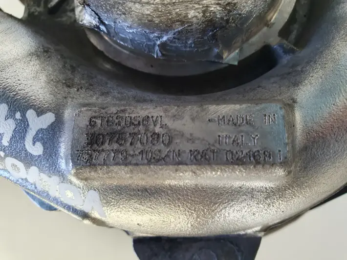 Volvo V70 II XC70 XC90 2.4 D5 TURBOSPRĘŻARKA turbo 30757080
