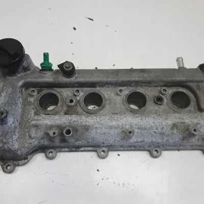 Toyota Yaris II 1.3 VVTi POKRYWA ZAWORÓW 11211-0J010