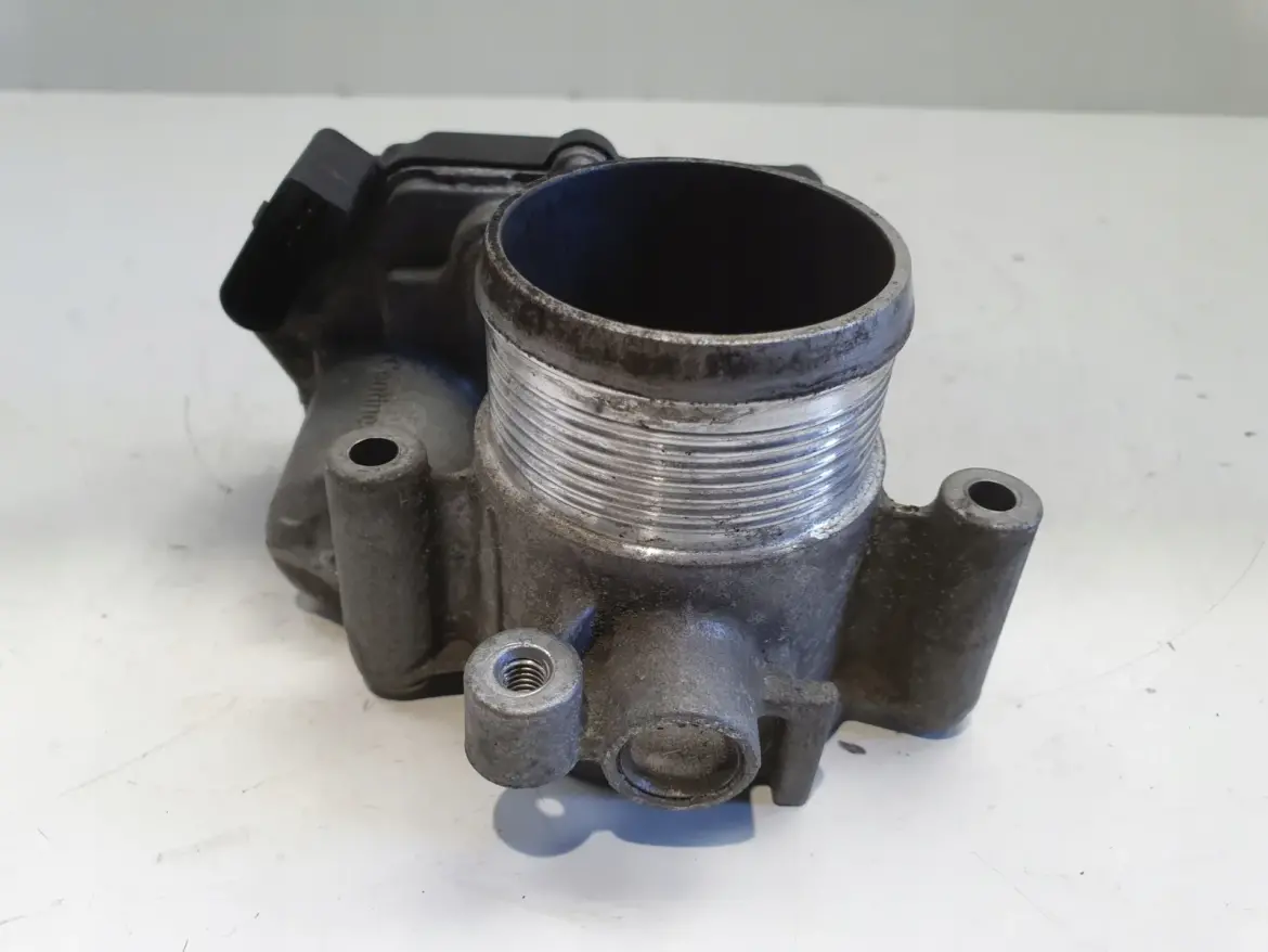 Audi A6 C7 2.0 TDI PRZEPUSTNICA 03L128063R