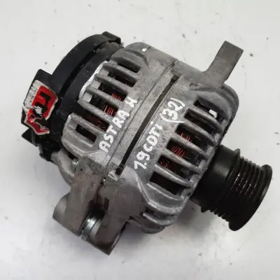 Opel Astra III H 1.9 CDTI 16V ALTERNATOR