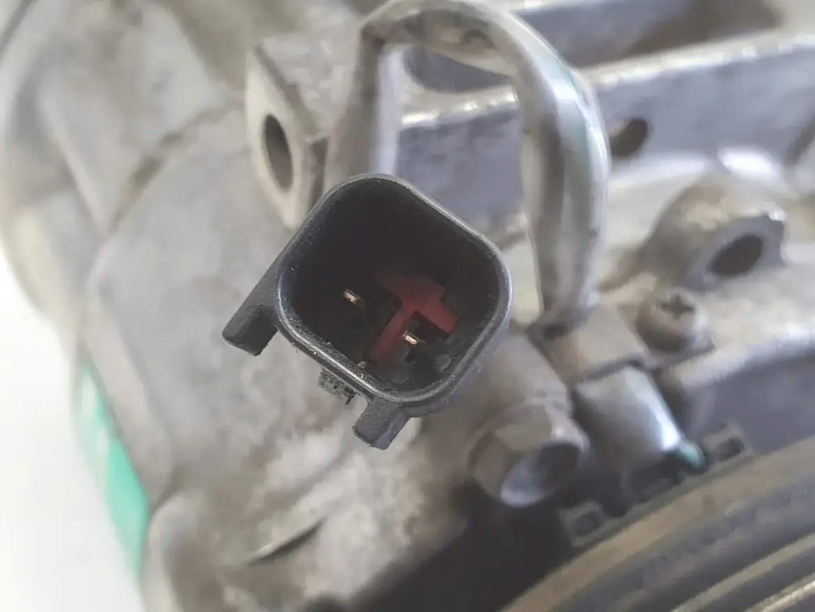 Volvo S40 II V50 2.0 D SPRĘŻARKA KLIMATYZACJI 3M5H-19D629-HC