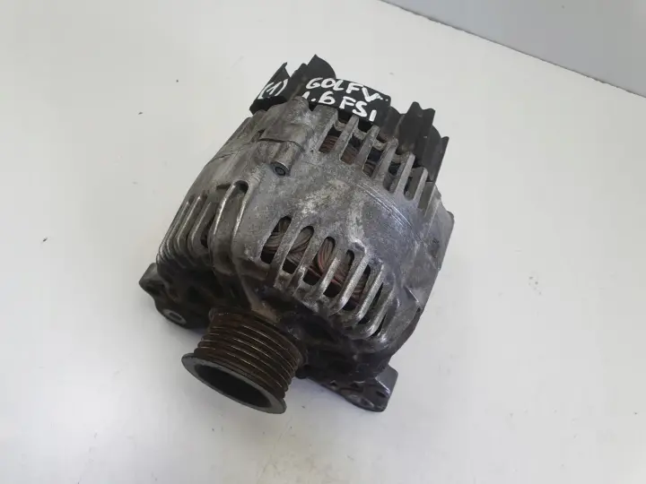VW Golf V 1.6 FSI ALTERNATOR 110A 03C903023B valeo