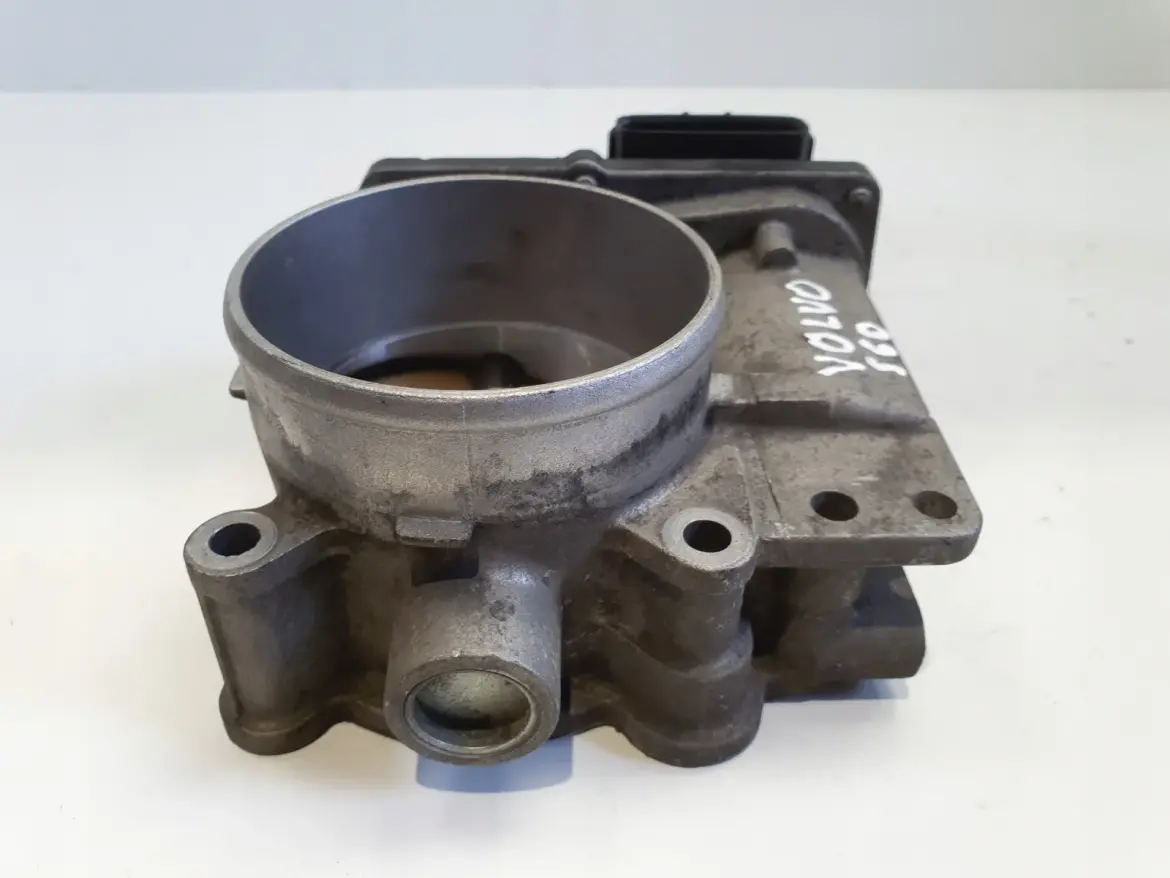 Volvo S60 V70 II 2.4 B PRZEPUSTNICA 30711551