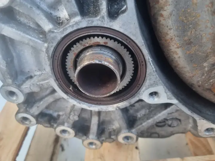 Volvo XC90 I 2.4 D D5 DIESEL AUTOMATYCZNA SKRZYNIA BIEGÓW automat 30751348