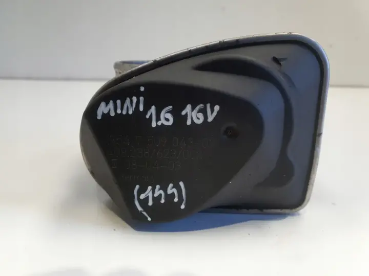 Mini Cooper R50 R53 1.6 16V PRZEPUSTNICA 7509043