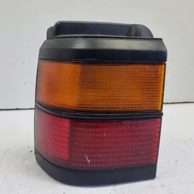 VW Passat B3 kombi TYLNA LEWA LAMPA Lewy tył kierowcy