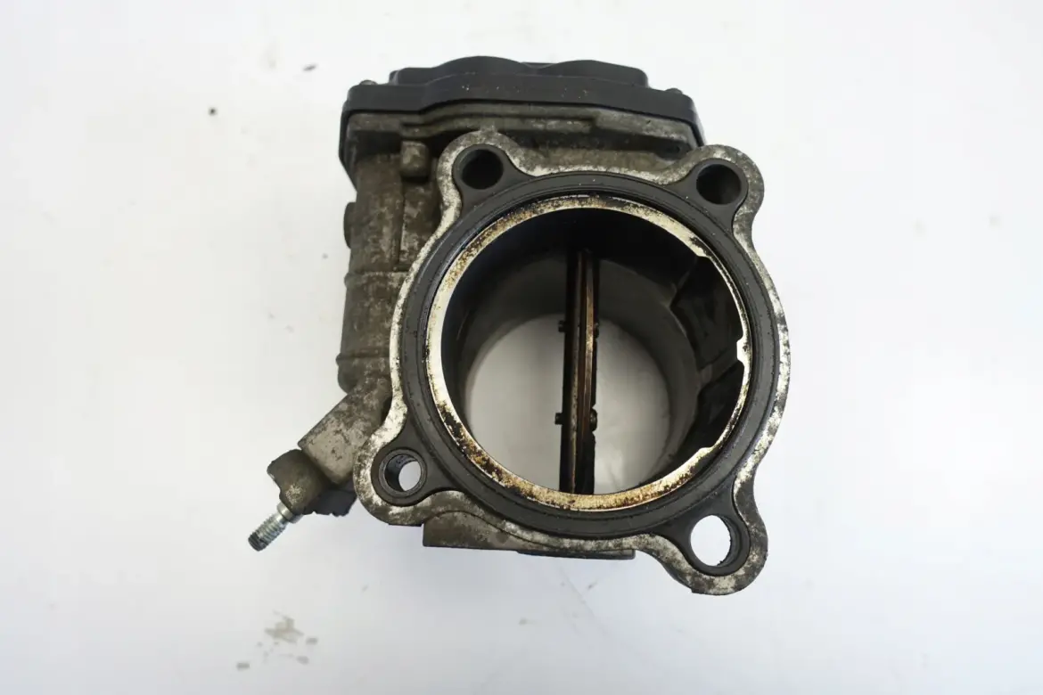 Isuzu NQR 5.2 D PRZEPUSTNICA NAS090-04
