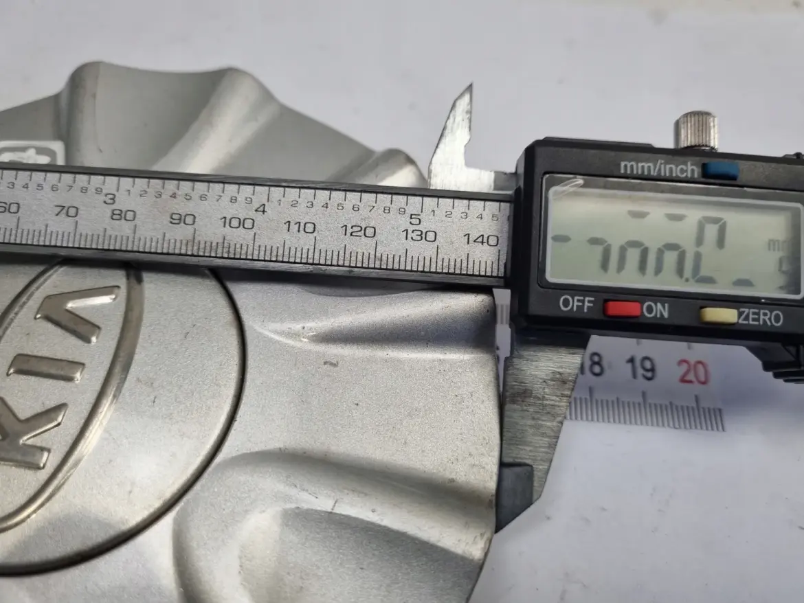 Kia DEKIELEK FELGI Kapsel kołpak 52960-1G000 140mm