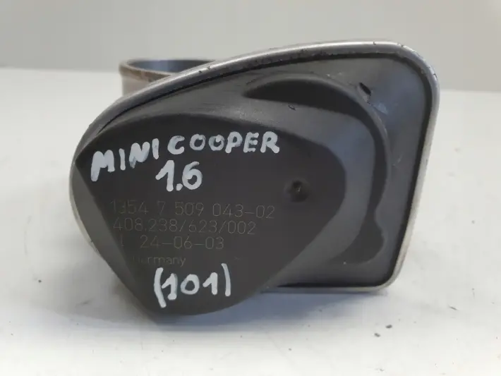 Mini Cooper R50 R53 1.6 16V PRZEPUSTNICA 7509043