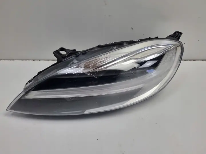 Volvo V40 LIFT PRZEDNIA LAMPA LEWA lewy przód FULL LED EUROPA 31677022