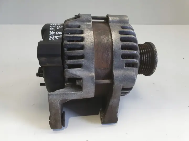 Opel Zafira B 1.8 16V ALTERNATOR 13500577