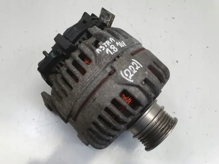 Opel Astra III H 1.8 16V ALTERNATOR 0124425020 100A ZJ