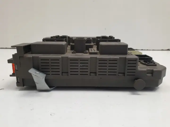 Peugeot 607 2.2 MODUŁ BSI Skrzynka bezpieczników