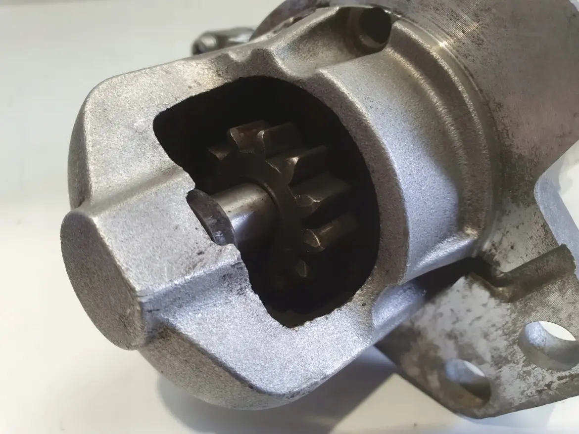 Saab 9-3 93 II 2.8 T Turbo V6 ROZRUSZNIK oryginał 55353669