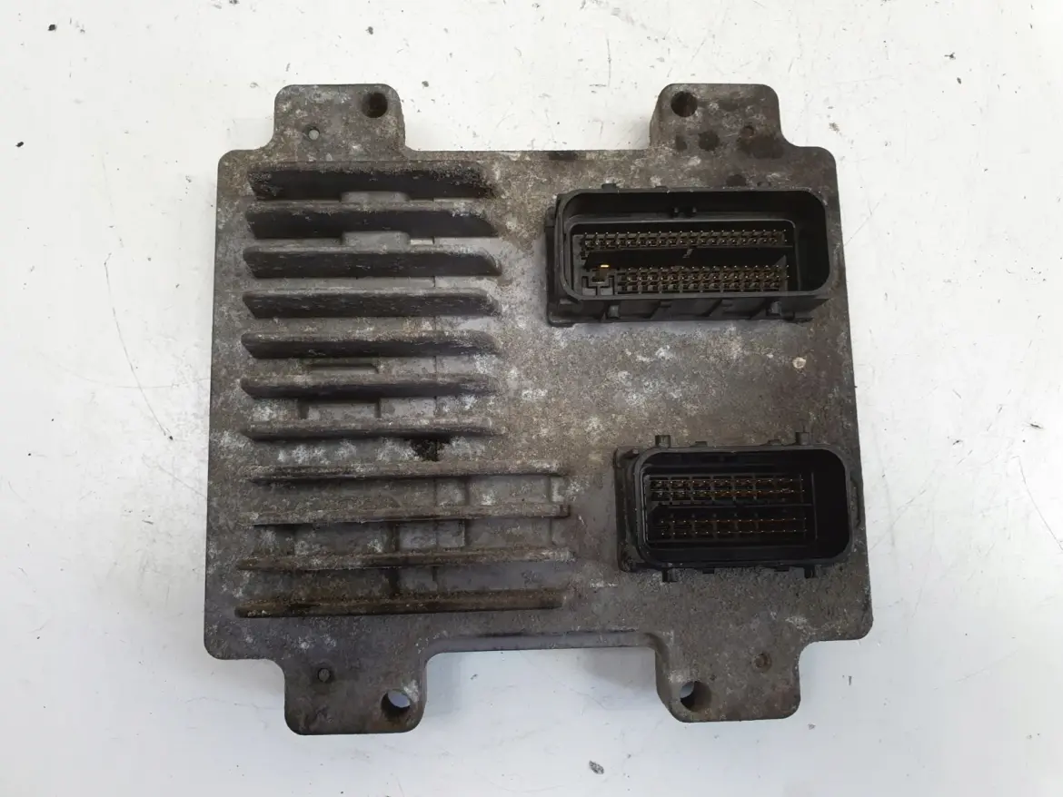 Opel Corsa D 1.4 16V STEROWNIK SILNIKA 55583750 AA5L