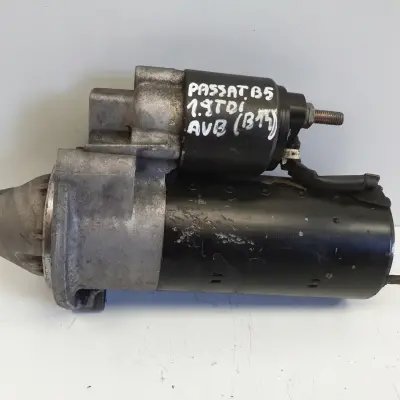 VW Passat B5 1.9 TDI ROZRUSZNIK bosch 068911024G 0001110128