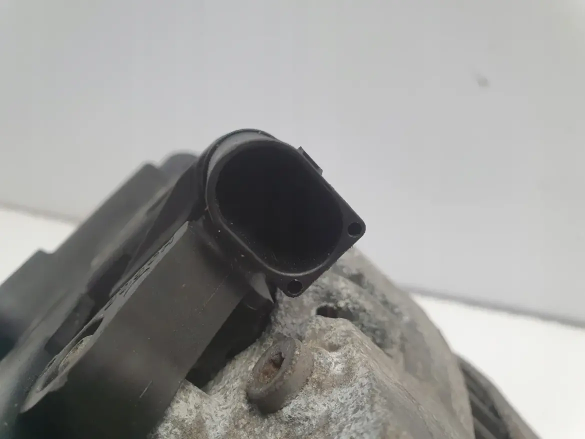 Ford Mondeo IV MK4 2.2 TDCI ALTERNATOR 0121615021 6G9N-10300-ADB