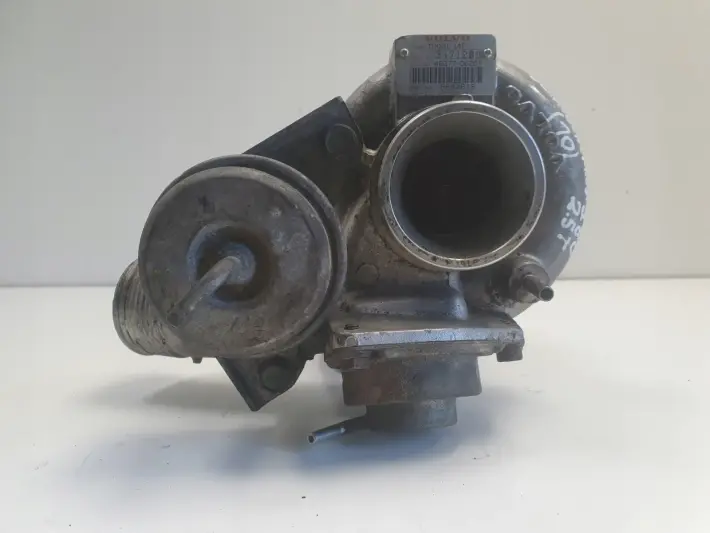 Volvo XC90 2.5 T TURBOSPRĘŻARKA turbo TD04L-14T 8692518
