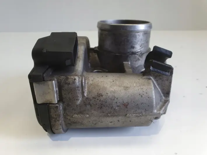Fiat Stilo 1.4 16V PRZEPUSTNICA 0280750137