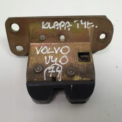 Volvo V40 Kombi ZAMEK TYLNEJ KLAPY tył bagażnika