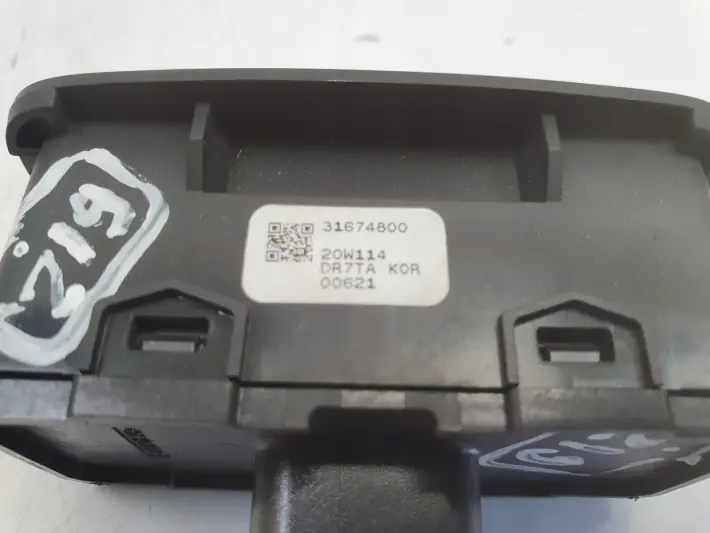 Volvo XC60 II V60 II V90 II PRZYCISK KLAPY BAGAŻNIKA przełącznik 31674800