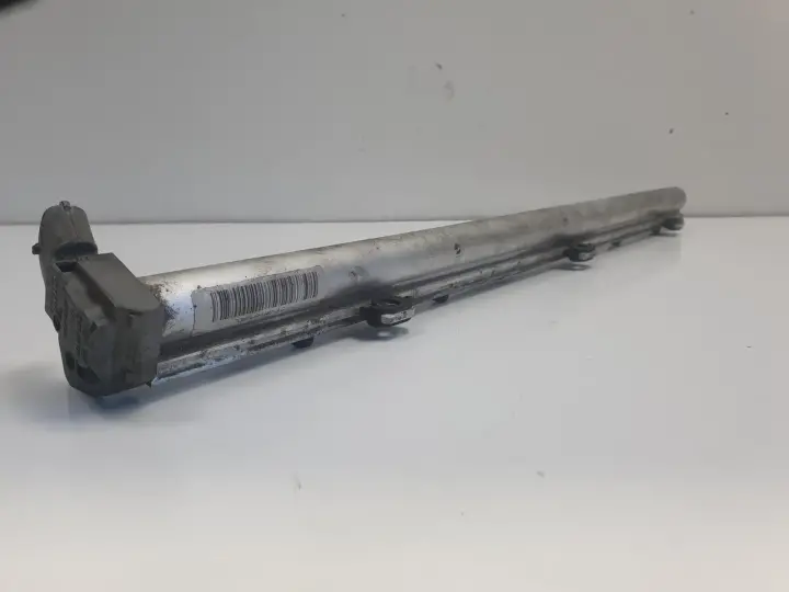 Volvo V70 III S80 II 3.0 T6 LISTWA WTRYSKOWA paliwa 7G9N-9H487-AC