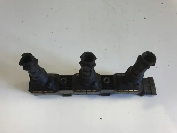 Opel Corsa B 1.0 12V CEWKA ZAPŁONOWA 514547