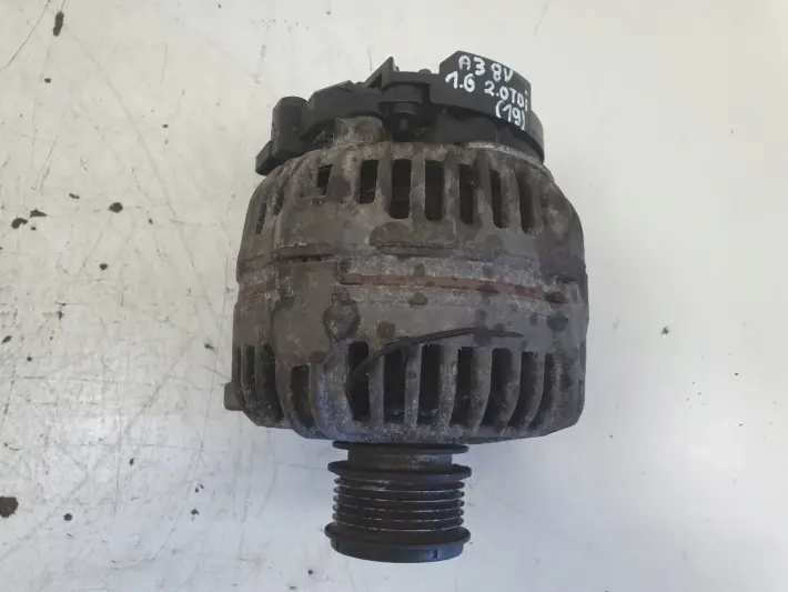 Audi A3 II 8P 1.6 TDI ALTERNATOR 03L903023