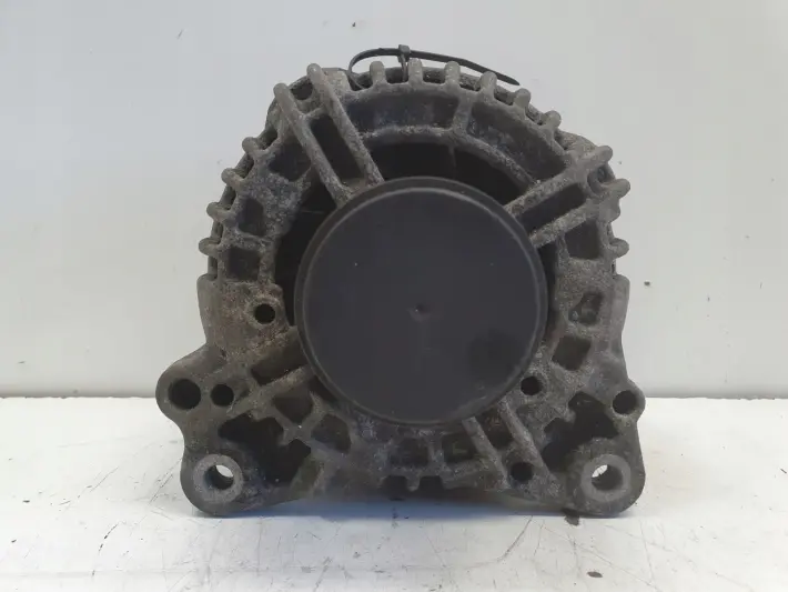 Audi A3 II 8P 1.6 TDI ALTERNATOR 03L903023