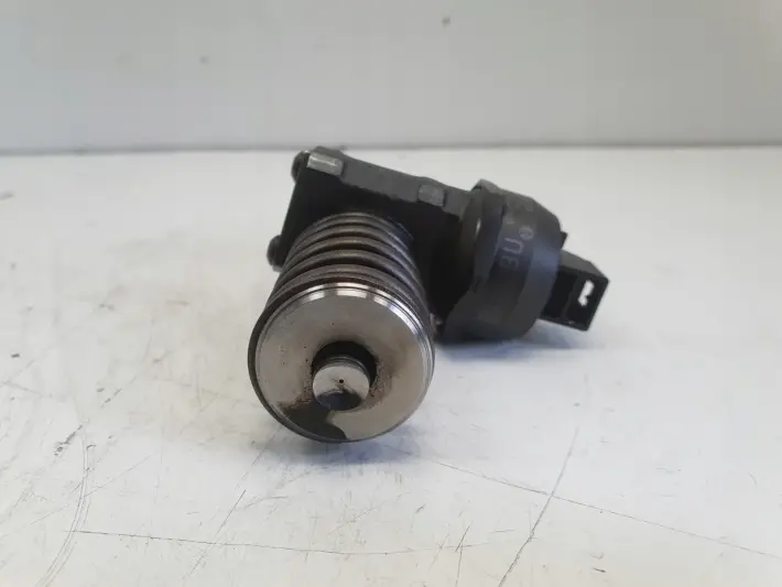 Vw Golf V Jetta Audi A3 1.9 TDI POMPOWTRYSKIWACZ wtrysk 038130073BL