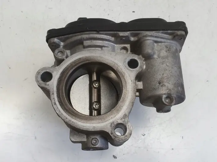 Ford Focus MK3 1.0 EcoBoost PRZEPUSTNICA CM5G-9F991-FC