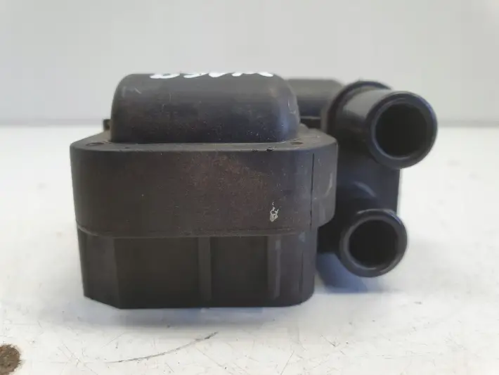 Mercedes W169 1.7 8V CEWKA ZAPŁONOWA 0221503035